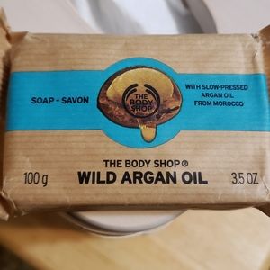 The Body Shop Wild Argon oil Purifying Soap